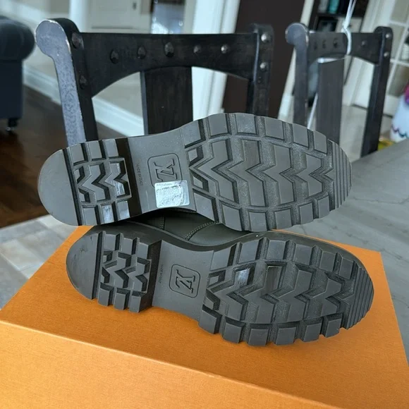 Louis Vuitton green khaki combat military weather boot bootie sz 38 with box - Picture 8 of 10